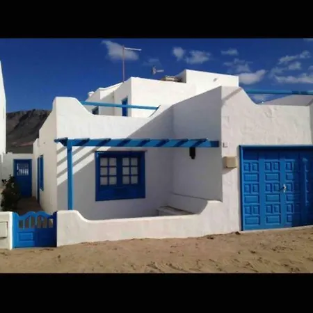 Holiday home Beachfront *
